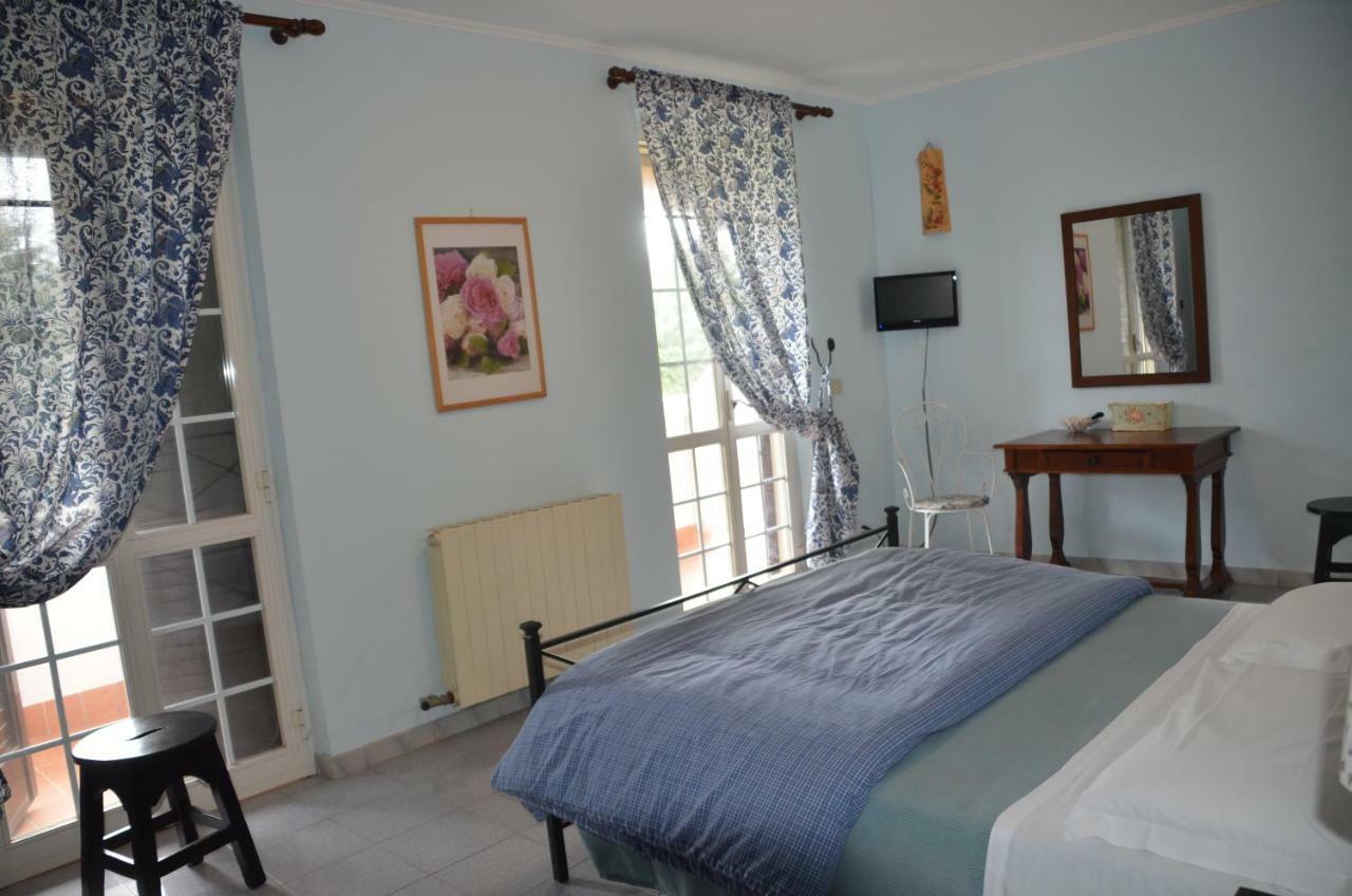 Il Grifo Otel Sabaudia Dış mekan fotoğraf