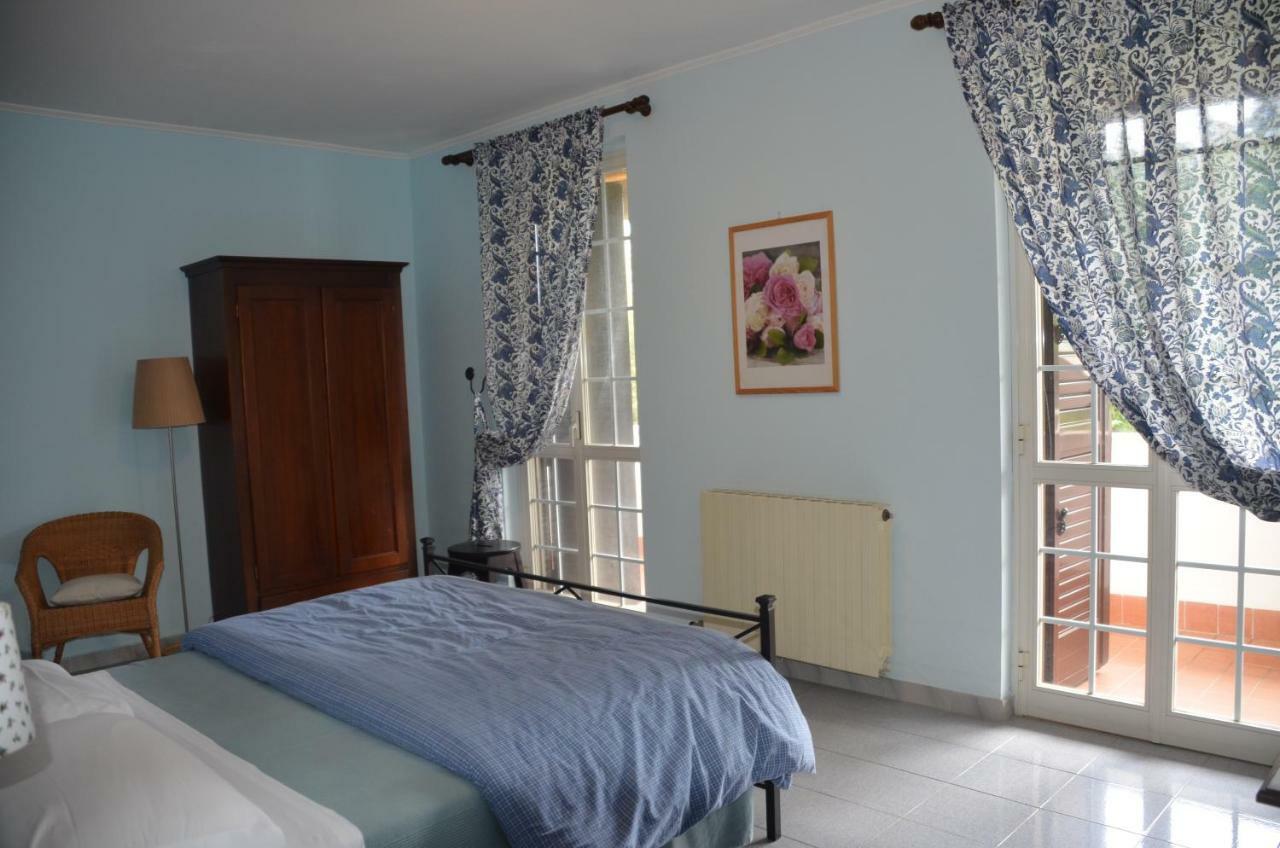 Il Grifo Otel Sabaudia Dış mekan fotoğraf